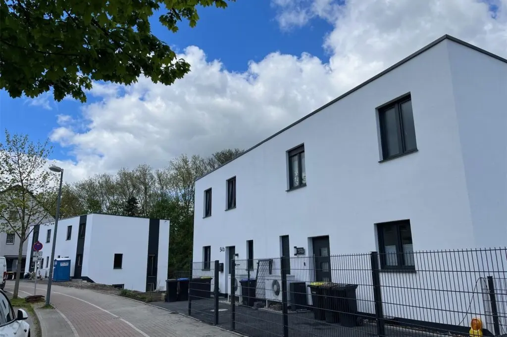 Fertiggestellte Einfamilienhäuser des KLC-BAU-Projekts in Herten